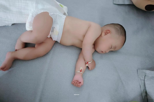 浚县四个月宝宝不爱笑